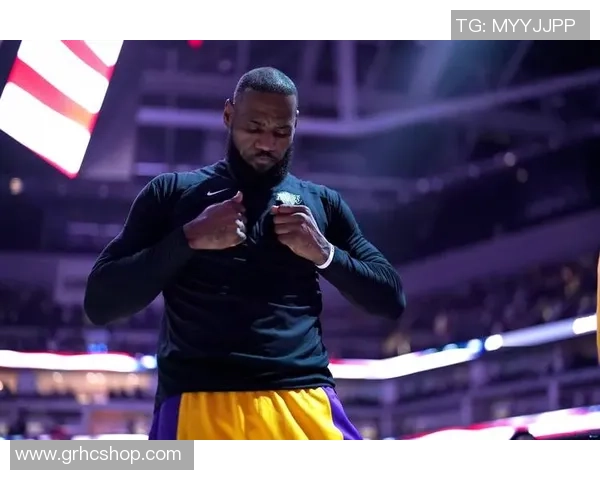 詹姆斯创造历史成就首位达到四万分一万板一万助的传奇球员